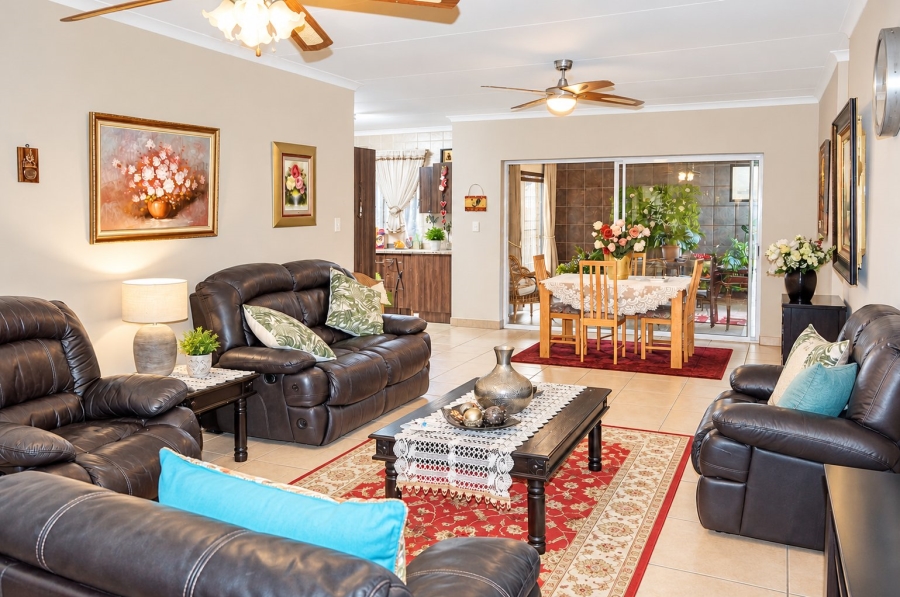 3 Bedroom Property for Sale in Flimieda North West